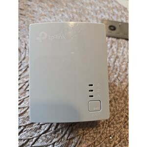 TP-Link TL-PA4010 AV600 Powerline Adapter Only, Tested, Free Shipping